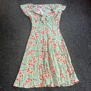 Pretty Retro 40s Tea  Dress